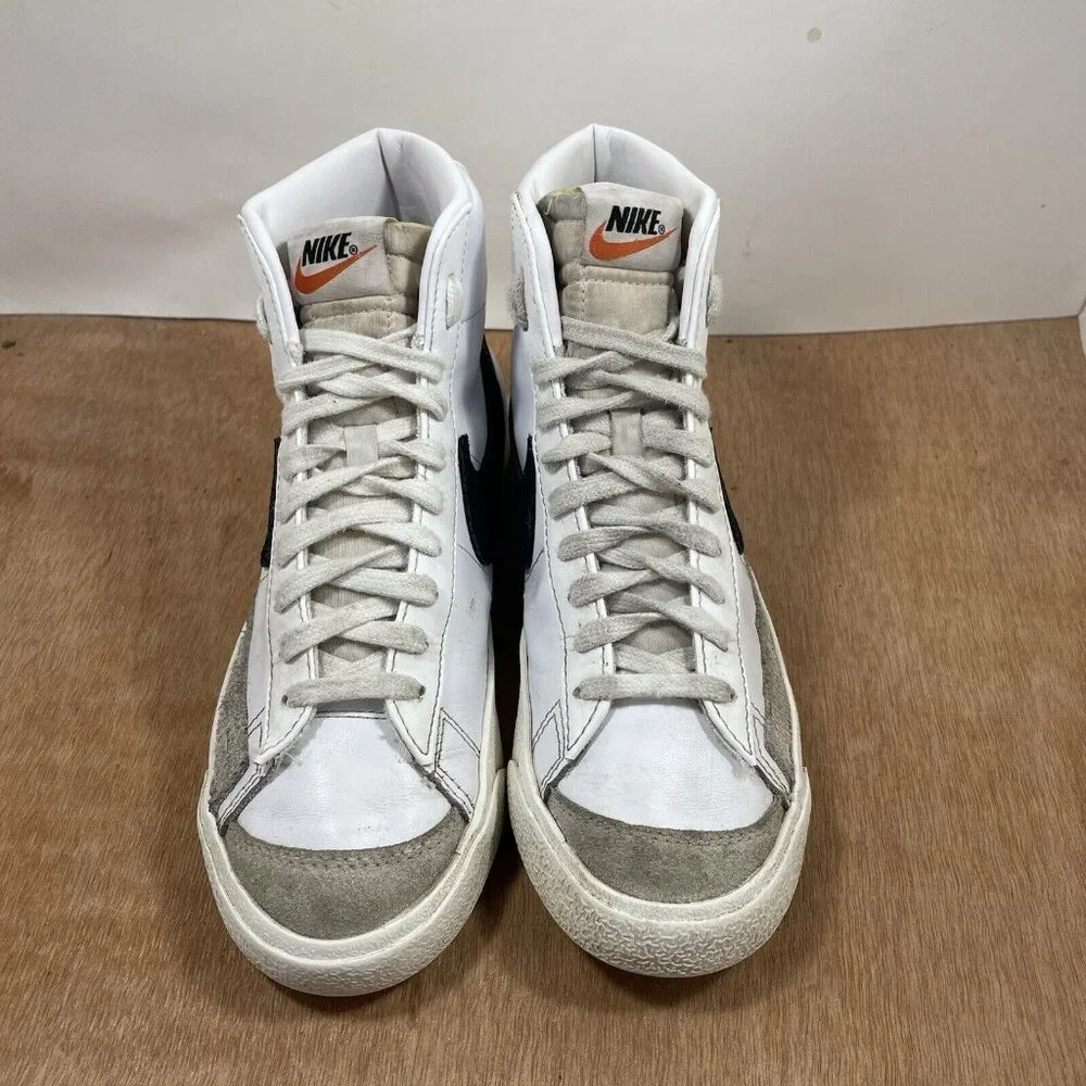Nike Blazer Mid 77 Women Size 7.5 Vintage White Black Sneakers Shoes CZ1055-100